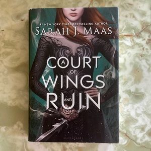 A Court of Wings and Ruin